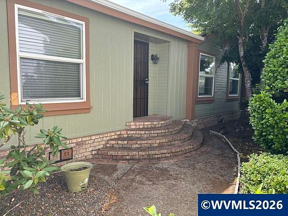 4th image of 2120 Robins Ln SE Unit 77