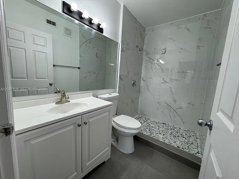 2160 E Preserve Way #305 — Photo 7