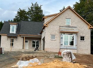 4690 Cherryhill Ln, Winston Salem, NC 27106