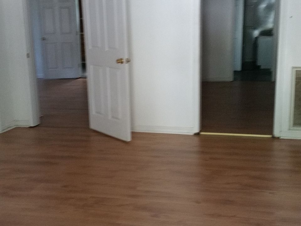 2nd image of 1103 Hargrove St