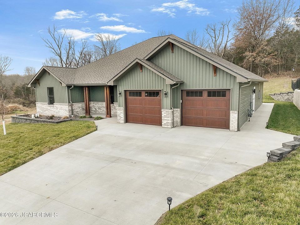 1st image of 125 Nash Ct