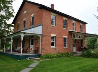 202 Cemetery Hill Rd, Pawlet, VT 05761