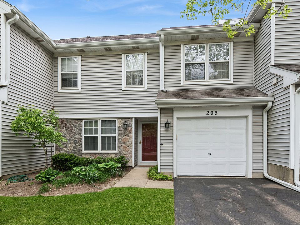 1st image of 205 Parkview Dr