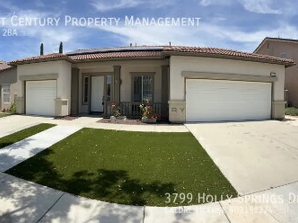 3799 Holly Springs Dr, Corona, CA 92881
