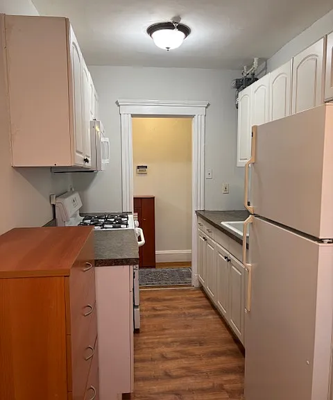 28 Quint Ave #19A — Photo 3
