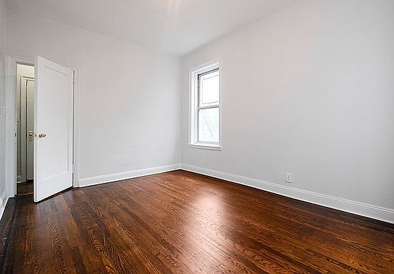 4th image of 415 E 16th St #D9a