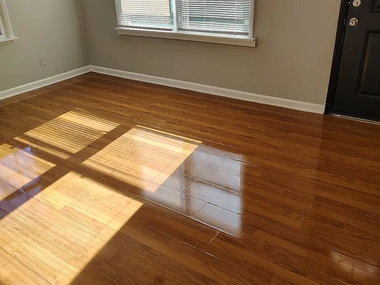 23 1/2 Sommersworth Ave — Photo 17