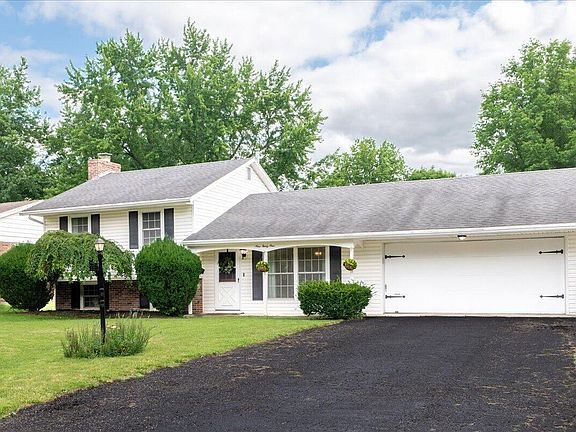 2nd image of 931 Sherwood Ave