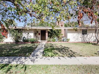 19453 Stagg St, Reseda, CA, 91335