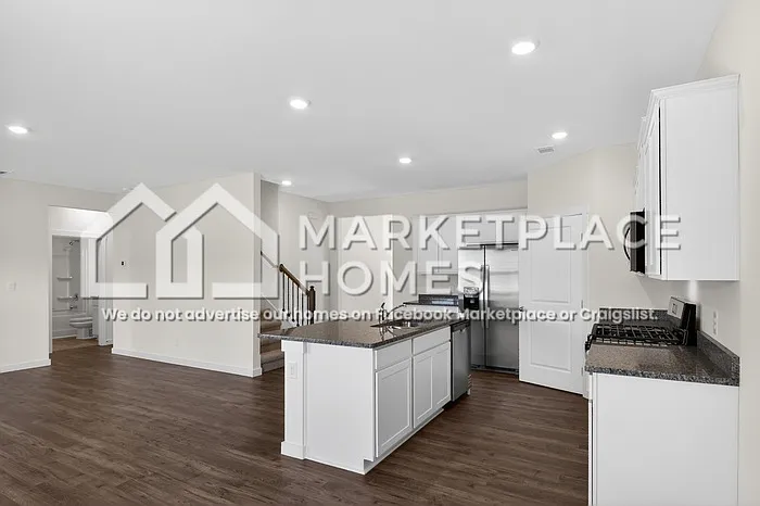 3220 Highline Dr — Photo 7