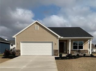 531 Lackawanna Ave, Oregon, OH 43616