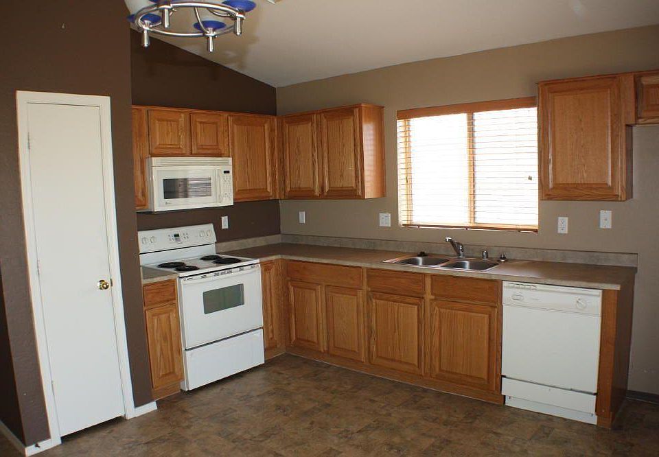 2nd image of 23682 N Sunrise Cir