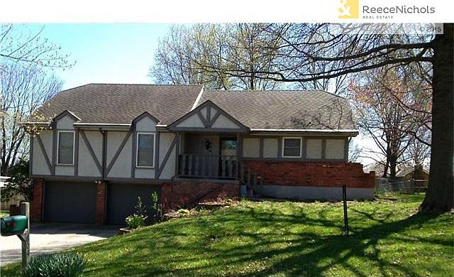 1st image of 604 NE Sunview Dr