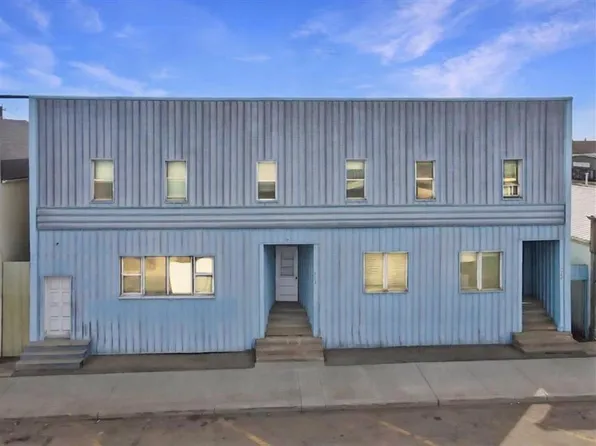 5109 50th St #1-6, High Prairie, AB T0G 1E0