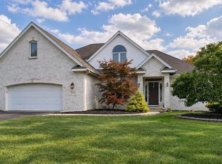 7254 Hidden Lane Ct, Lambertville, MI 48144