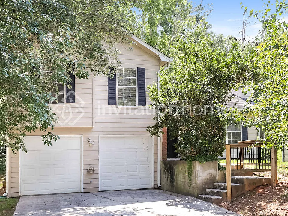 221 River Birch Dr