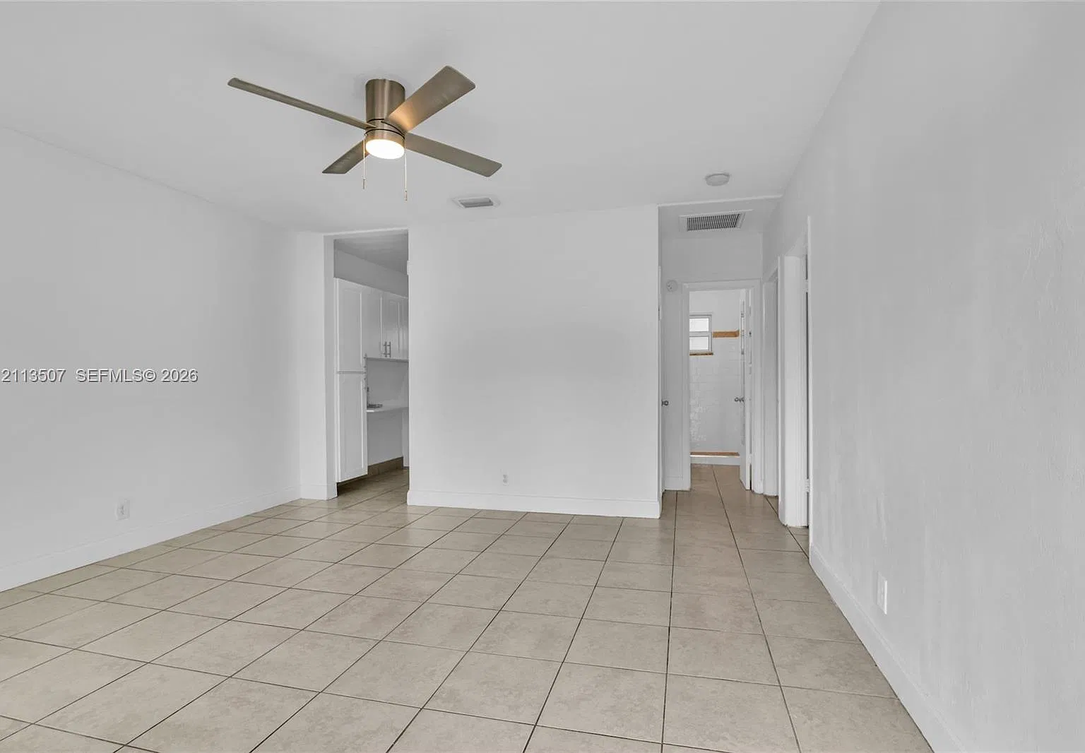 Hillsboro Estates — Photo 3