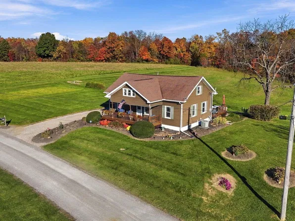 5502 Dutch Ridge Rd SE, New Straitsville, OH 43766