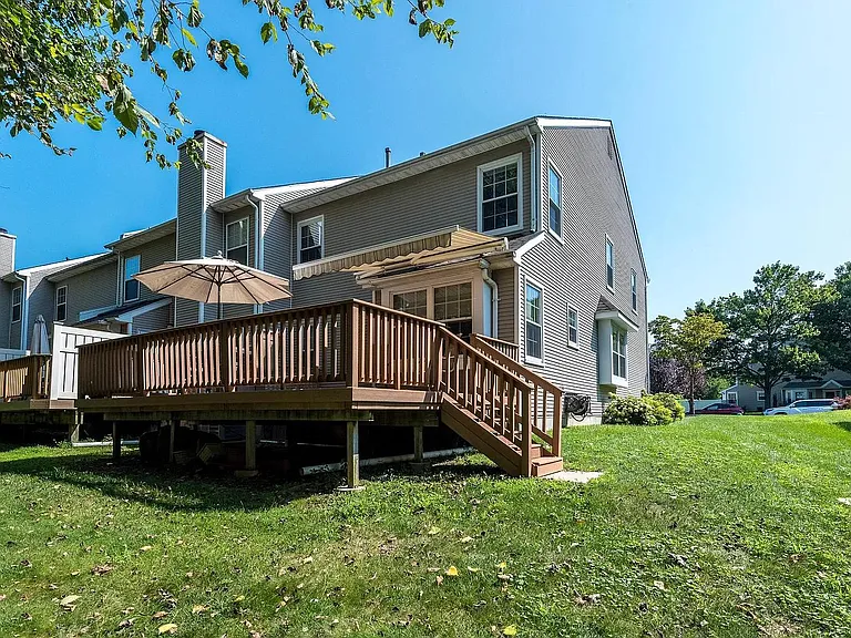 101 Quince Cir — Photo 24