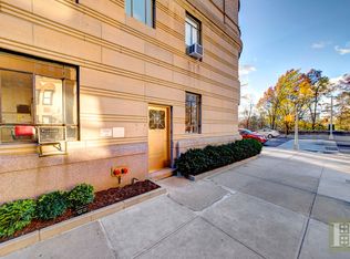 140 Riverside Dr #1Q, New York, NY 10024