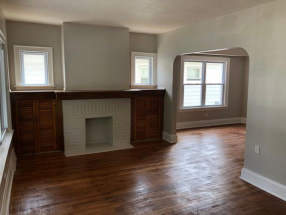 3rd image of 8214 Vista Ave