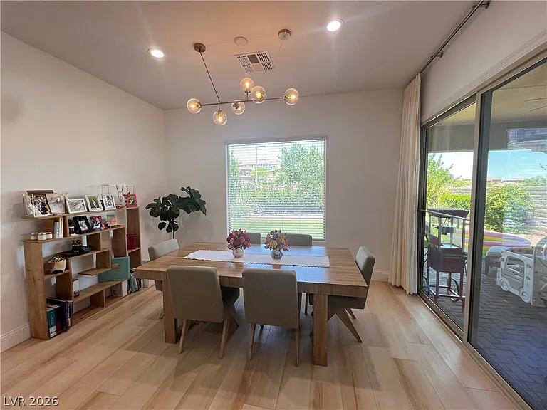 116 Colantonio Ct — Photo 13