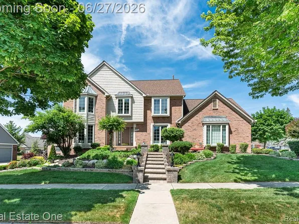 6595 Edith Ct, Troy, MI 48085