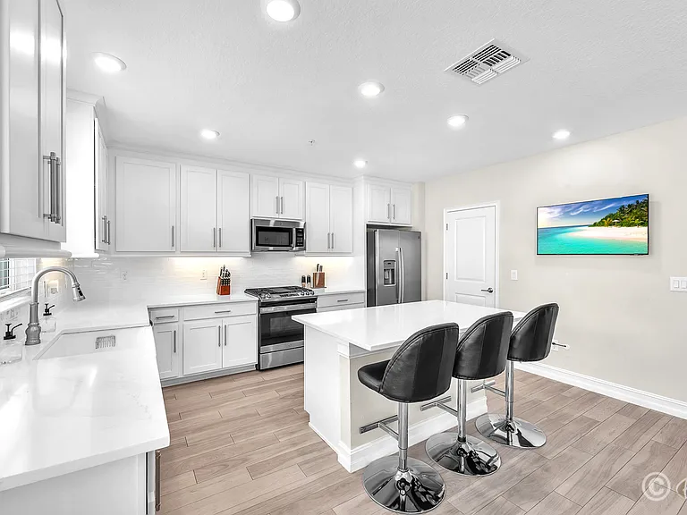 5351 Bridge St #16 — Photo 15