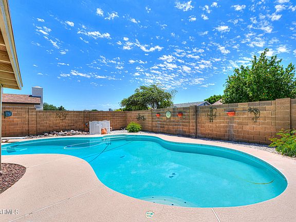 2nd image of 2501 E LA JOLLA Drive