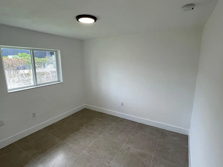 20817 SW 114th Ct — Photo 8