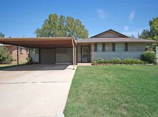 300 Butler St, Moore, OK 73160