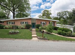 2317 Divot Dr, Saint Louis, MO 63131