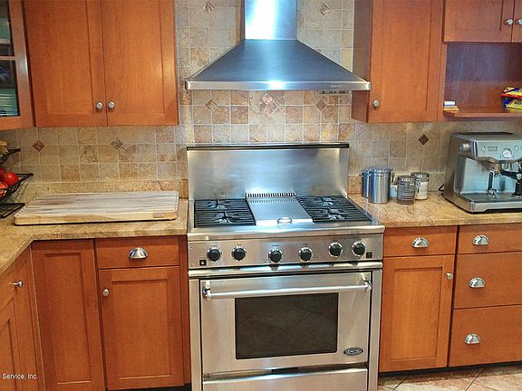 2nd image of 142 Logan Ave