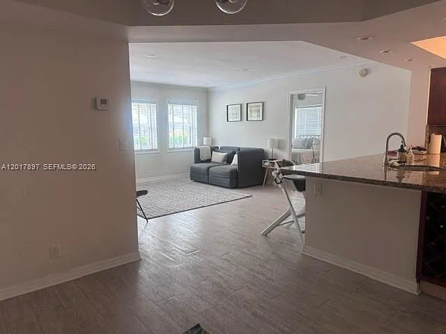615 NE 12th Ave #109 — Photo 8