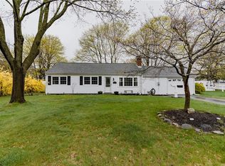 229 Gainsville Dr, Warwick, RI 02886