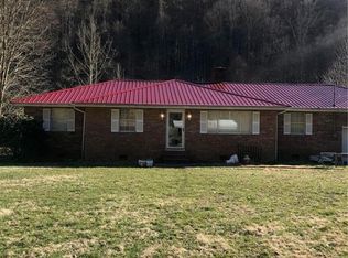 6219 N Fork Rd, Chapmanville, WV 25508