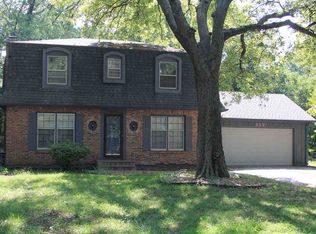 3321 SW Jardine Ct, Topeka, KS 66611