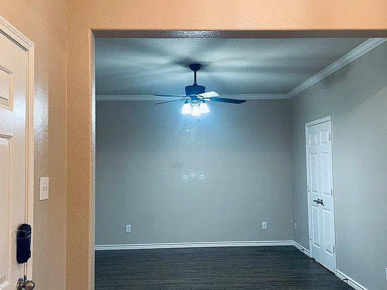 1200 Whisper Willow Dr — Photo 5