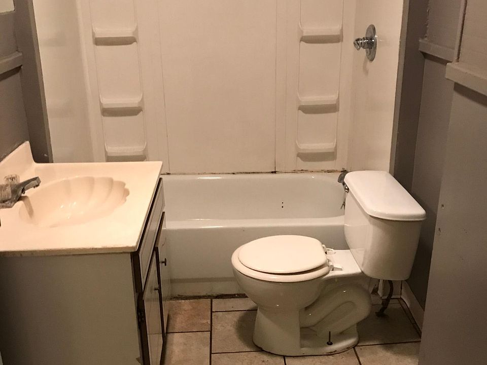 2nd image of 714 N Main Ave #2