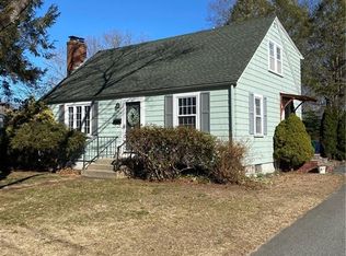 84 Ewing Rd, North Kingstown, RI 02852