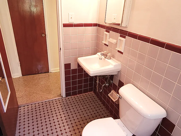 3897 Vine St — Photo 13