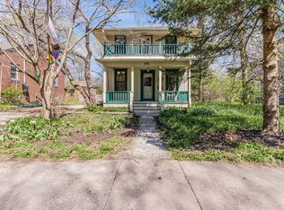 310 W Washington St, Urbana, IL 61801