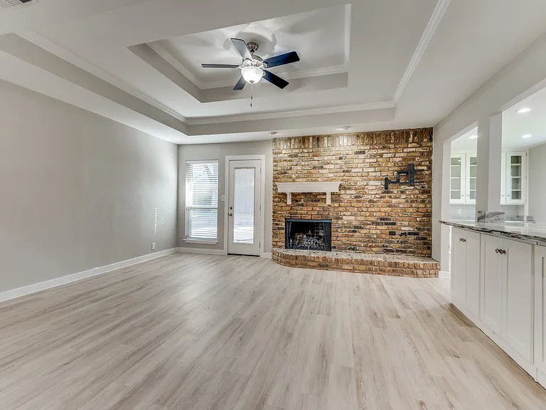 2020 Normandy Dr — Photo 12