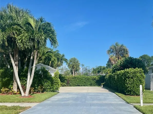 1021 Silver Lakes BLVD, NAPLES, FL 34114