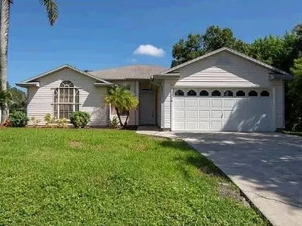 1274 Laconia St, Sebastian, FL 32958