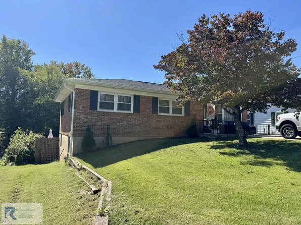 167 Winstead Dr, Danville, VA 24541