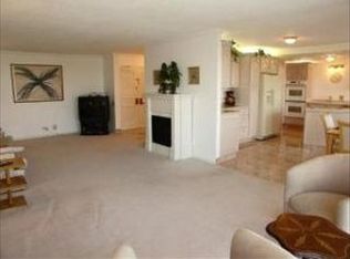 2 S Atrium Way APT 603, Elmhurst, IL 60126