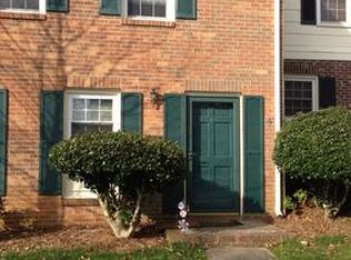 3225 D Regents Park Ln, Greensboro, NC 27455