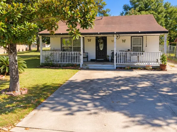 4730 Lewis Dr, Port Arthur, TX 77642