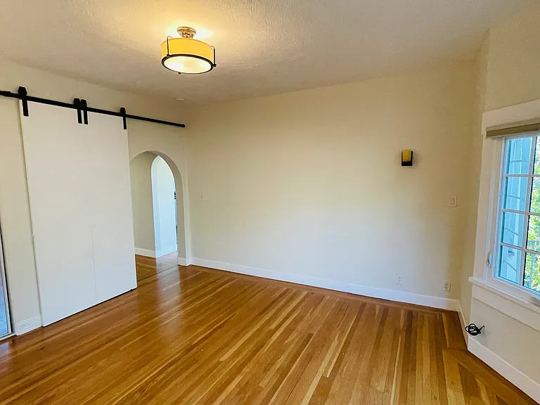 845 Waller St #4 — Photo 6